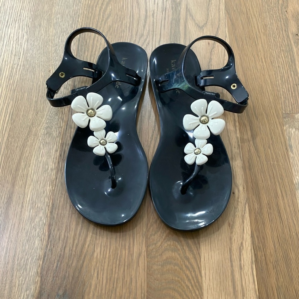 Kate Spade New York Women's Black White Floral Jelly Thong Buckle Sandals